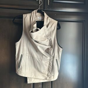 Lamarque crop genuine leather vest size M